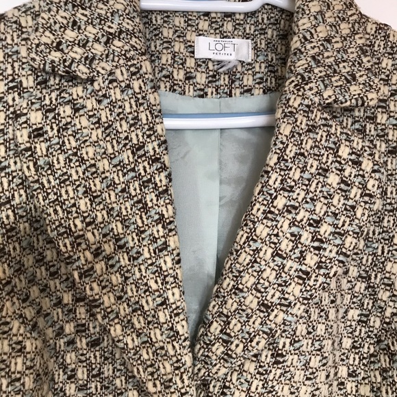 Ann Taylor LOFT Blazer - Picture 4 of 5